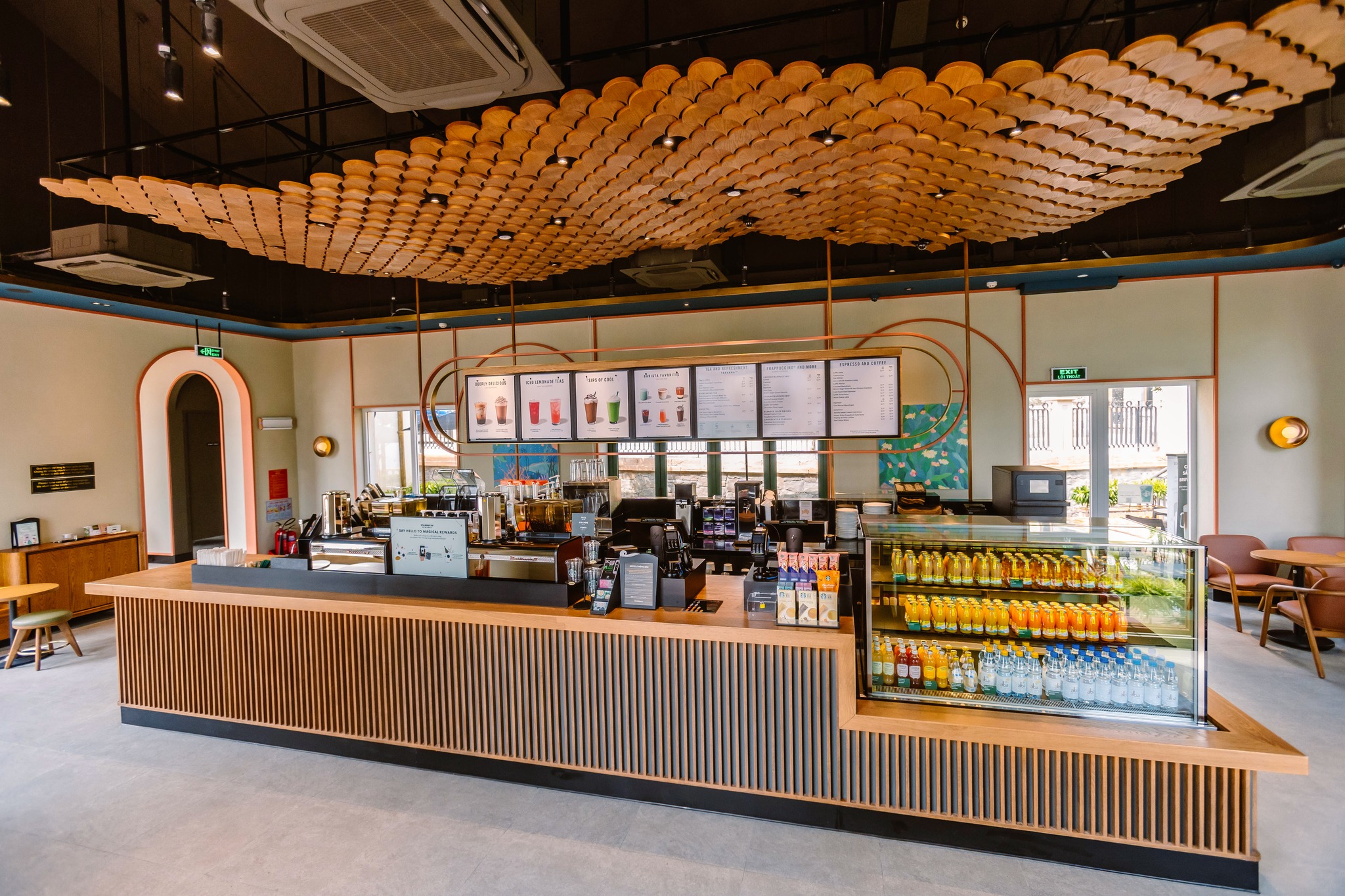 Khánh Nguyên Thiết Kế Và Thi Công Starbucks Beach House Phú Quốc