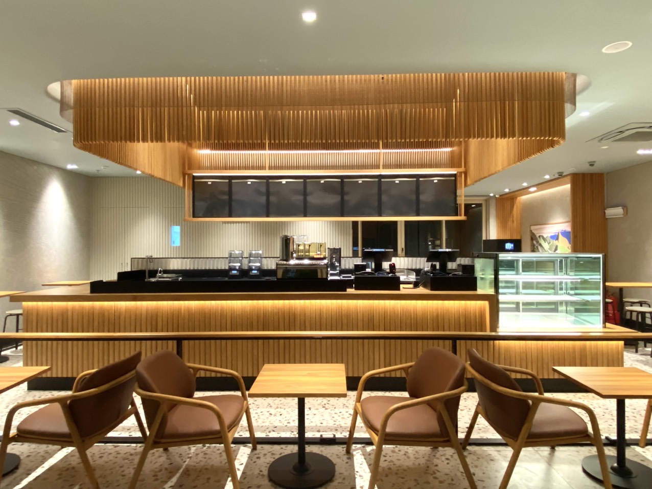 Dự Án Starbucks Trần Hưng Đạo, Đà Nẵng